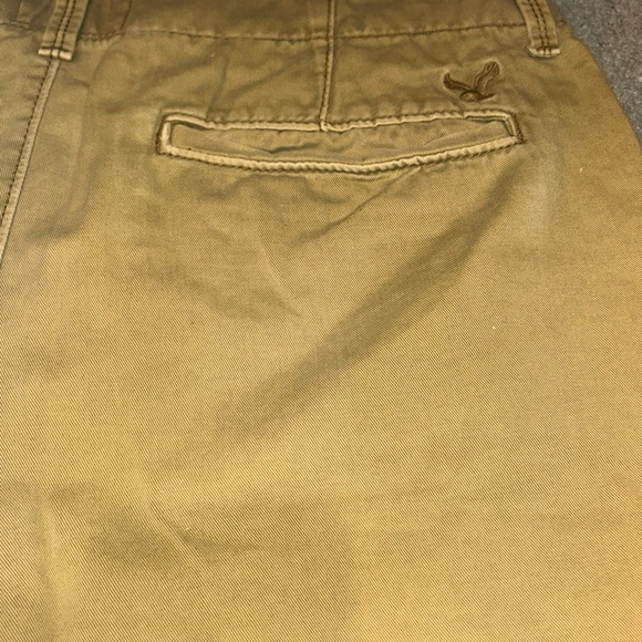 American Eagle Distressed Khaki Tan Shorts Paint Splatter Work Ware- Size 31 AEO - Picture 12 of 12